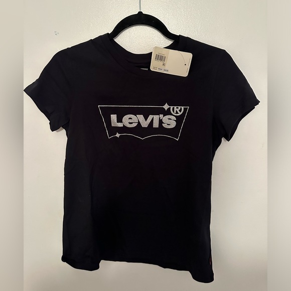 Black Levi’s logo t-shirt - Picture 2 of 3
